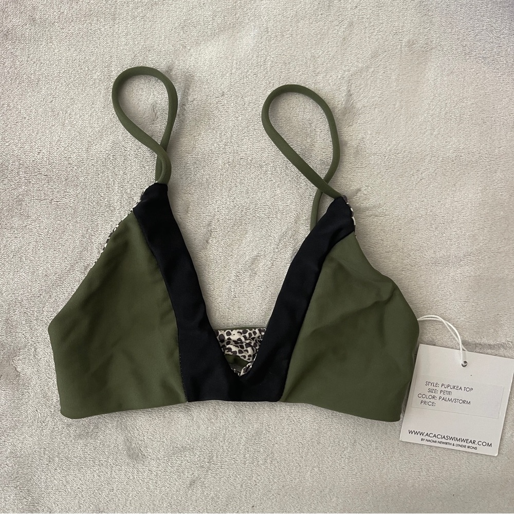 NWT Acacia Swimwear XS Palm/Storm Pupukea bikini top